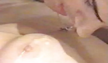 پورنو لاتکس, معشوقه fucks کانال گیف سکسی تلگرام در پایین او