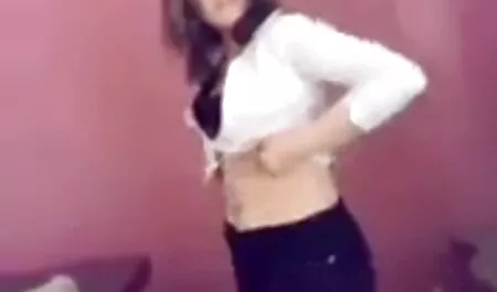 پا در دانلود گیف سکسی تلگرام جوراب شلواری 5